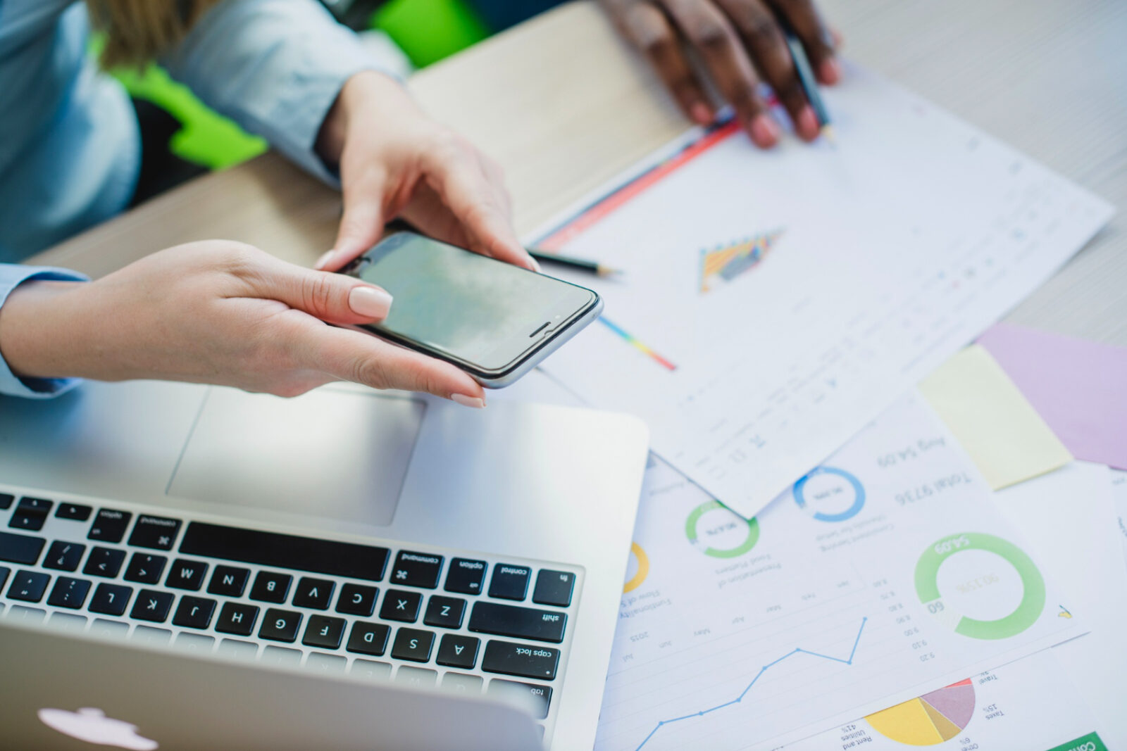 Aumenti Meta Ads 2026 – Digital Services Tax e supplementi locali sulle inserzioni